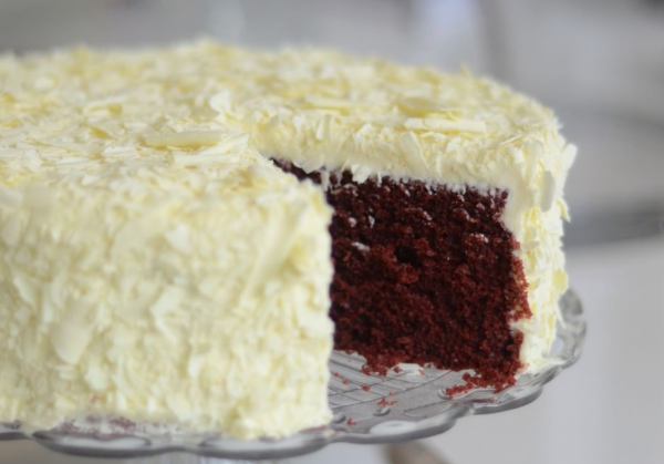 Goofy - 9  Red Velvet Round Cake 1.4kg
Vegetarian friendly Online Sale